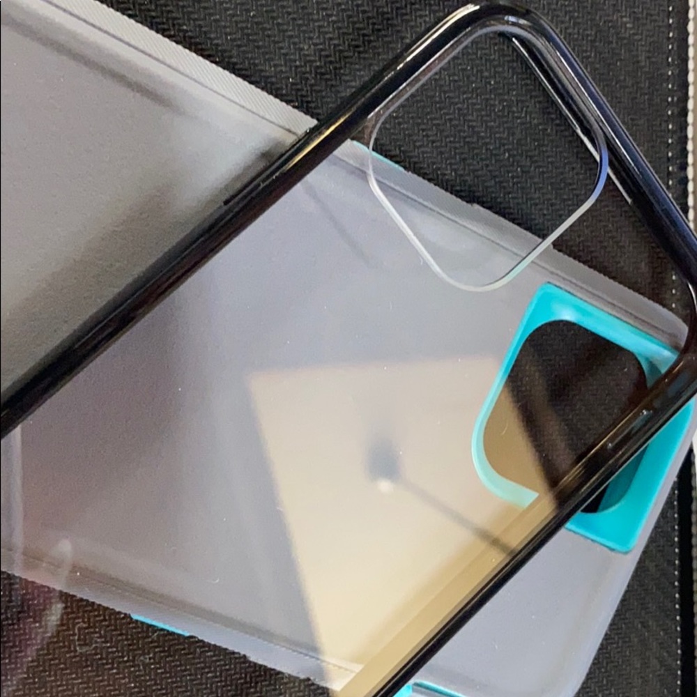 Iphone hard case bundle! - Picture 3 of 3